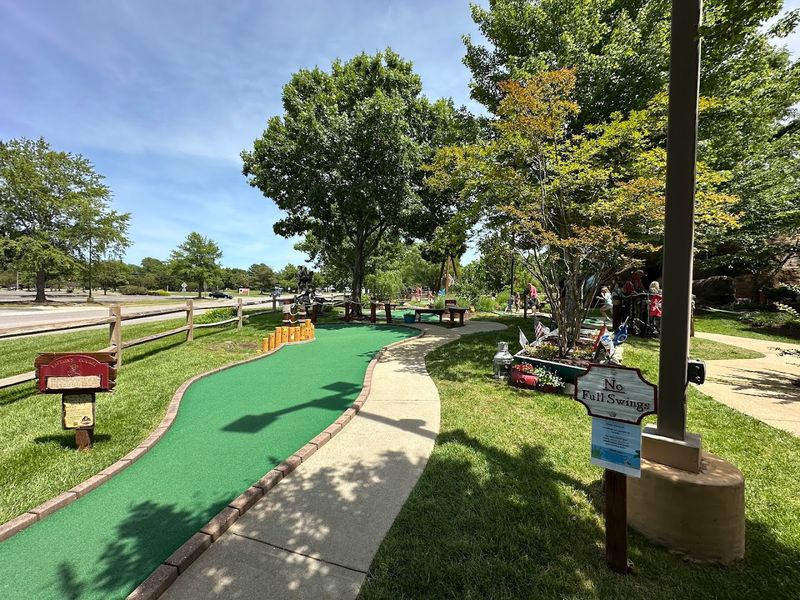 Pirate's Cove Adventure Golf
