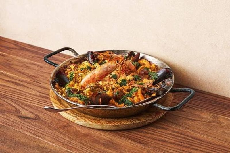 El Carajo International Tapas & Wines