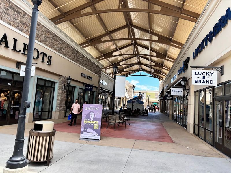 Charlotte Premium Outlets