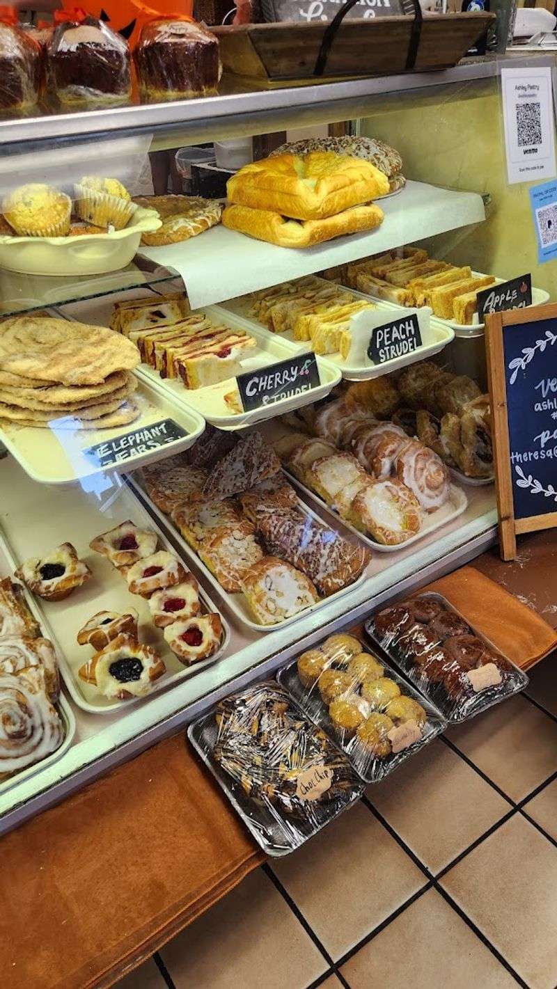 Ashley's Pastry Shop - Dayton
