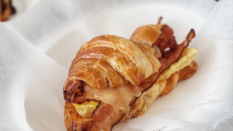 Le Merle Bakery - Belleair Bluffs