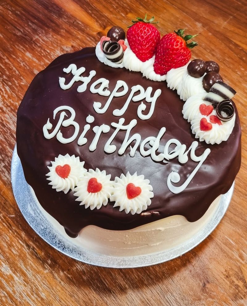Chocolate Layer Cake &ndash; Lyndell's Bakery, Somerville