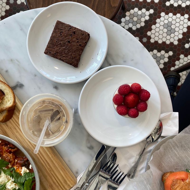 Tatte Bakery & Caf&eacute;