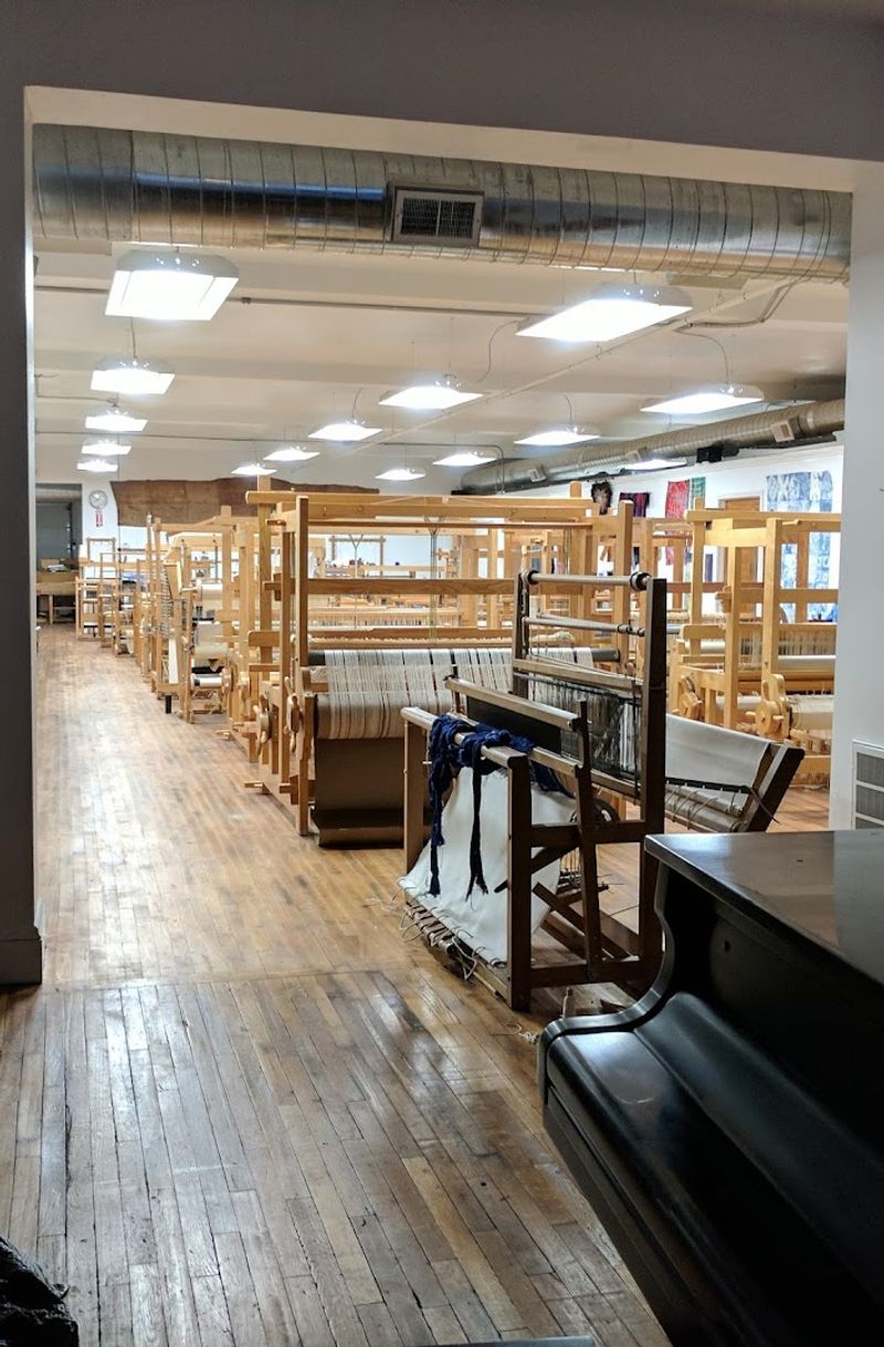 Praxis Fiber Workshop & Ceramic Classes, Cleveland