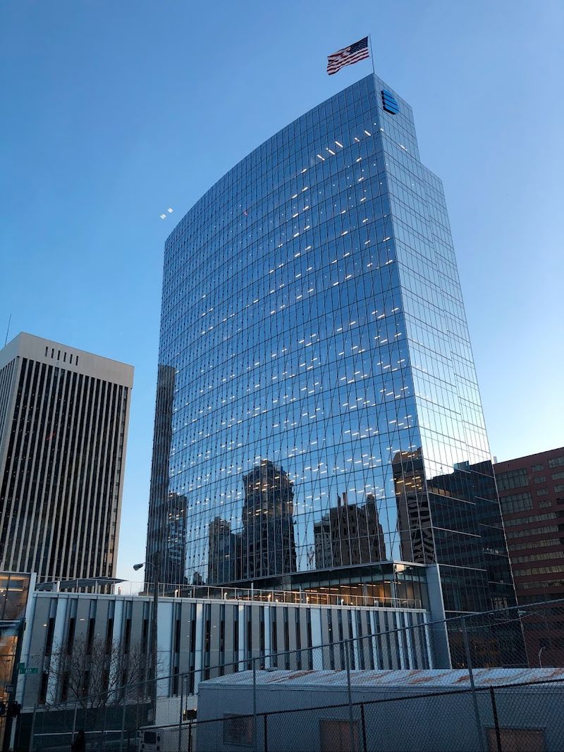 600 Canal Place / Dominion Energy Headquarters
