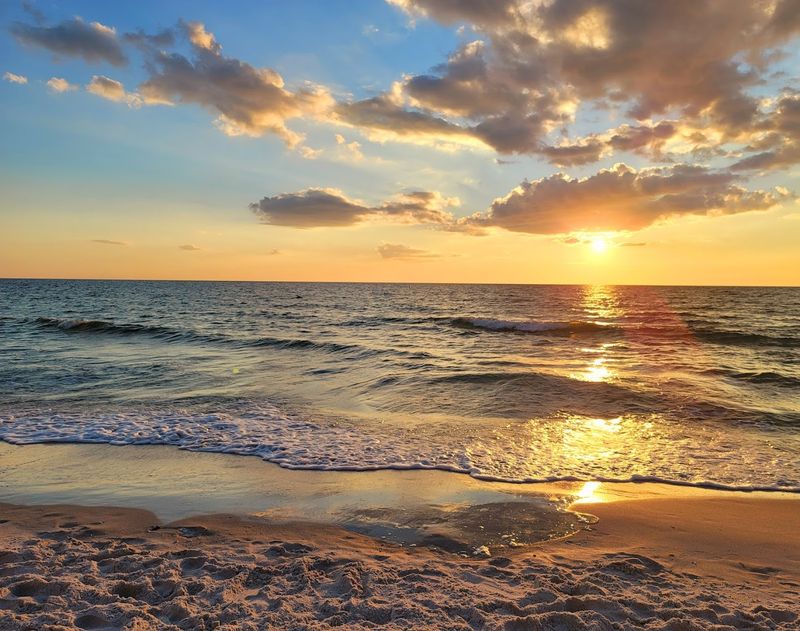 Naples Beach (Lowdermilk Park)