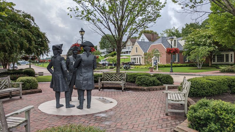 Yorktown Riverwalk Landing