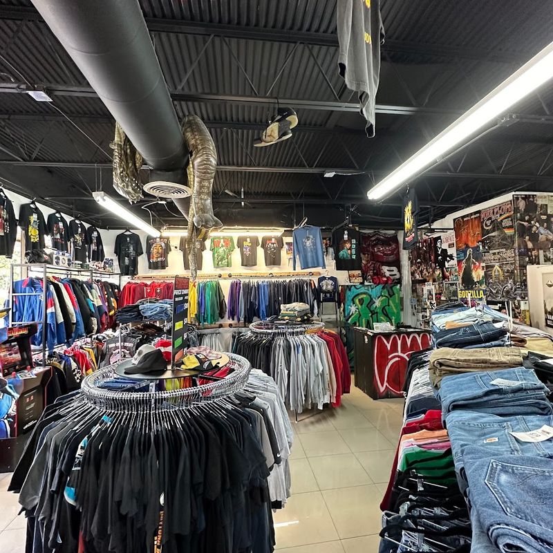 Szyn Thrift & Vintage