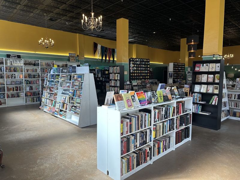 Dragon&rsquo;s Den Books - Arcadia