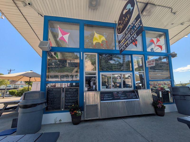 Sea Swirl (Mystic / Stonington)