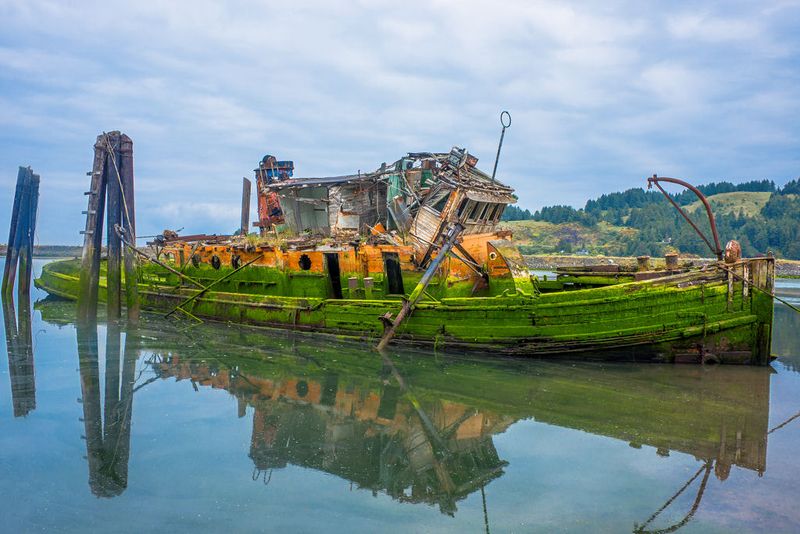 The Mary D. Hume Shipwreck (Gold Beach)