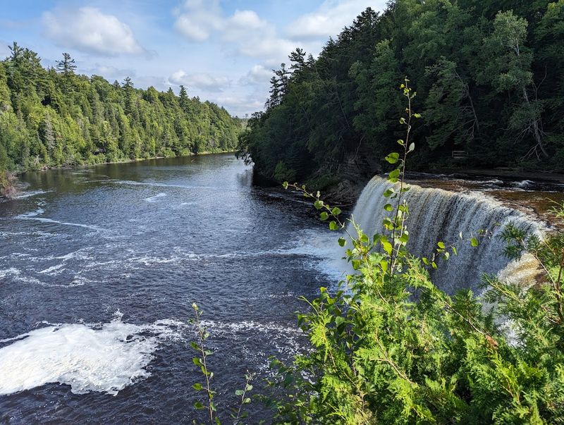Tahquamenon Falls State Park - Paradise
