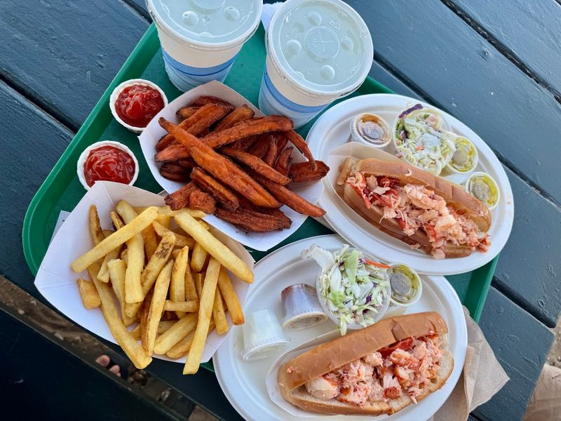 Lenny & Joe’s Fish Tale (Madison)
