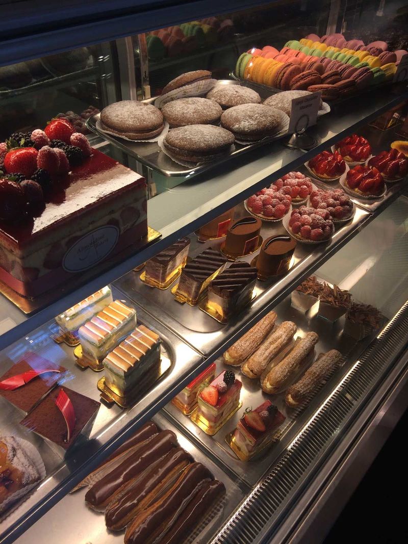 Almondine Bakery - Gainesville