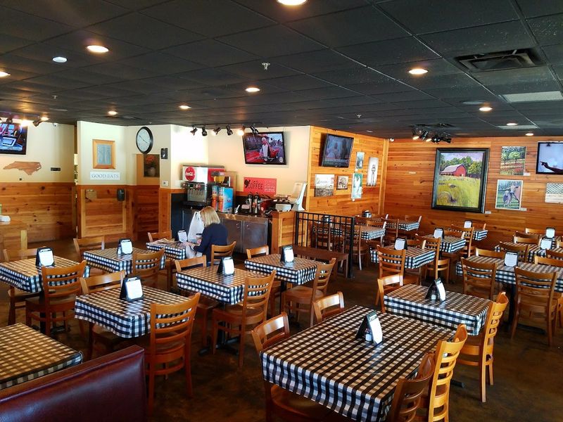Village Deli & Grill