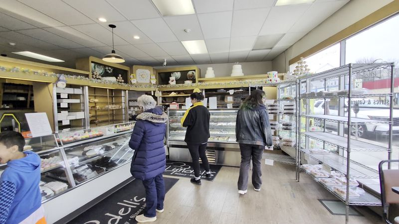 Lyndell's Bakery