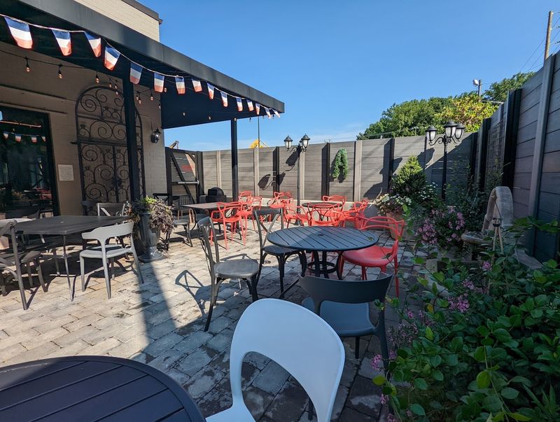 Am&eacute;lie's French Bakery & Caf&eacute; (Charlotte)