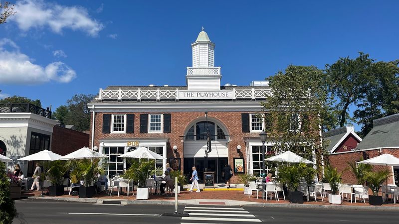 New Canaan 