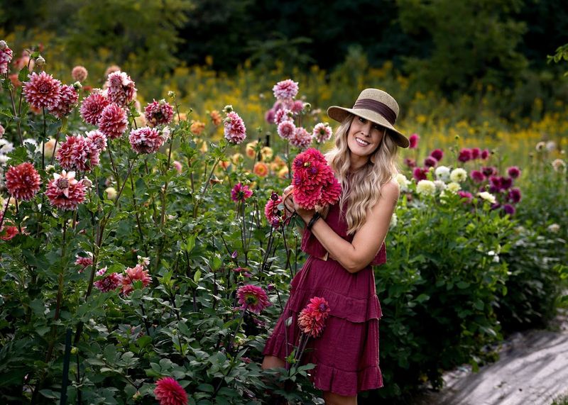 Barefoot Blossom Farm
