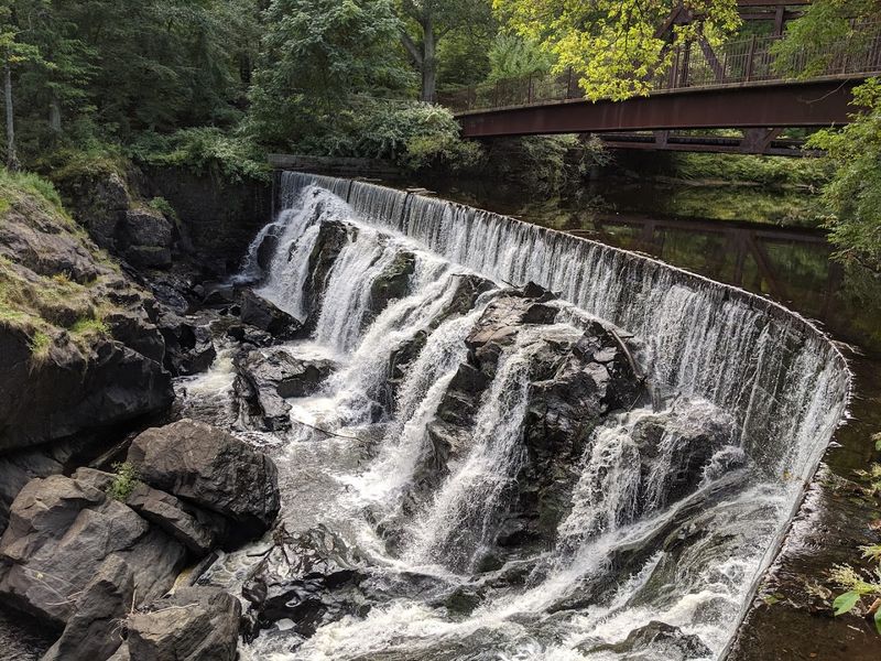 Yantic Falls