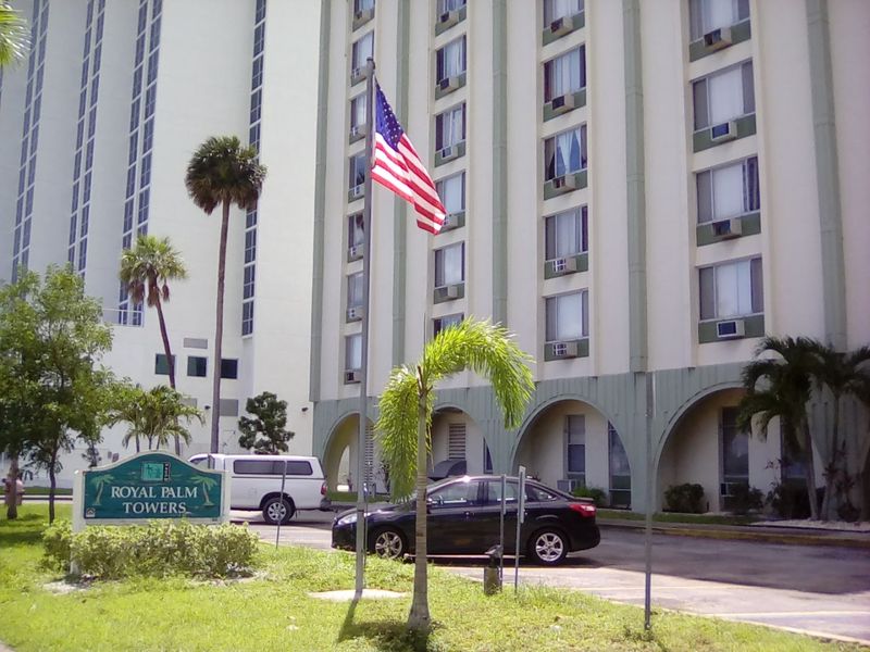 McGregor Boulevard - Fort Myers, Lee County