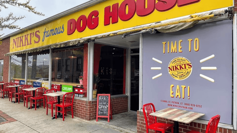 Nikki&rsquo;s Dog House - Putnam & Storrs