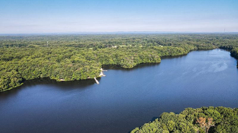Burke Lake