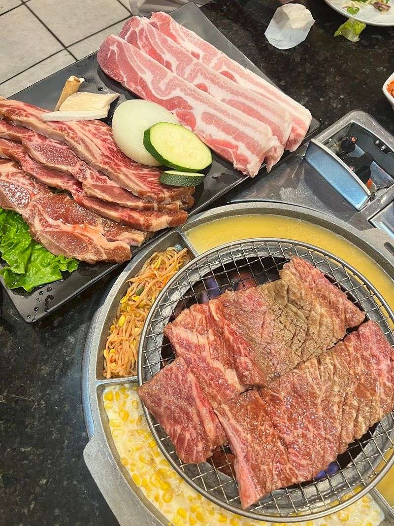 Han Il Kwan (Doraville, GA)