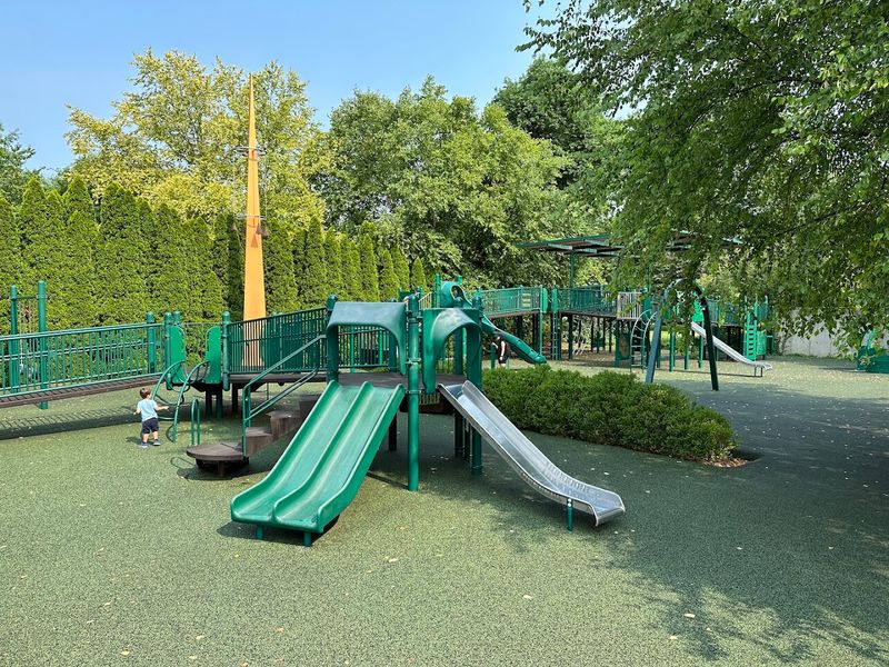 Forest Park Variety Wonderland (Springfield)