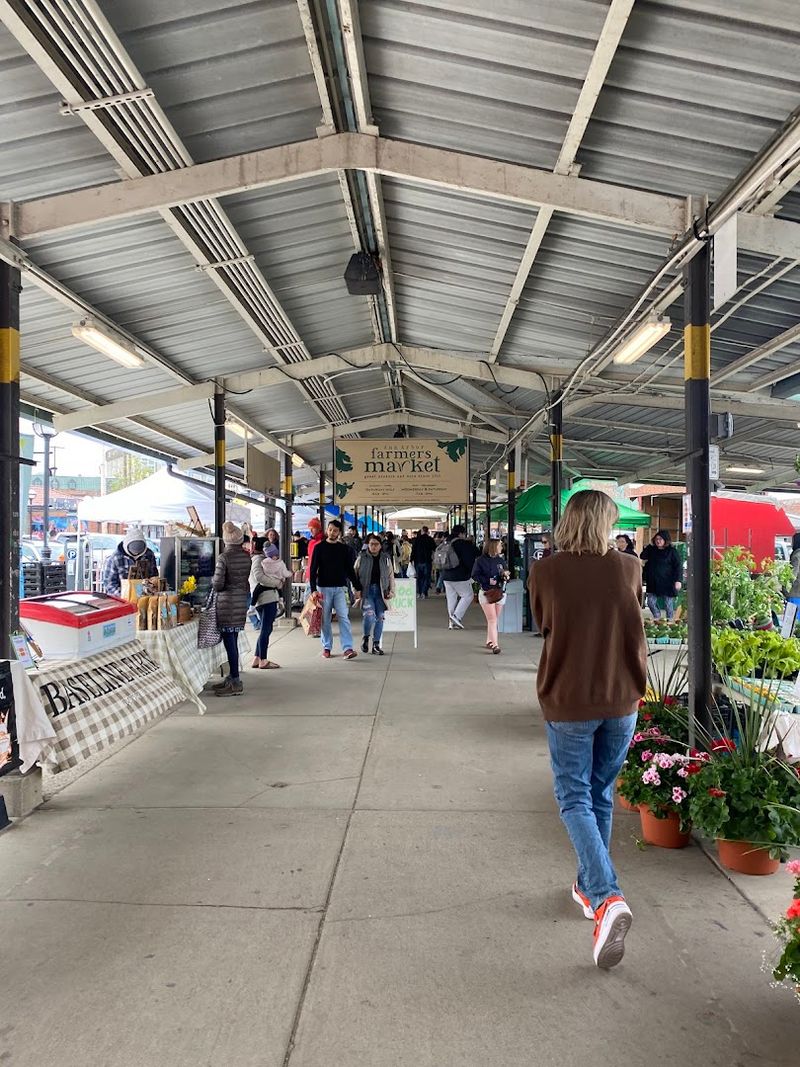 Ann Arbor Farmers Market &mdash; Ann Arbor, Michigan