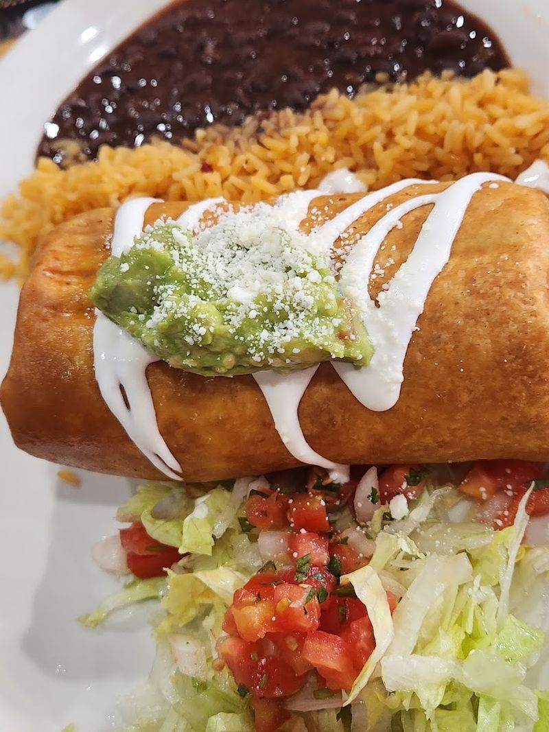 El Guajillo Mexican Restaurant 