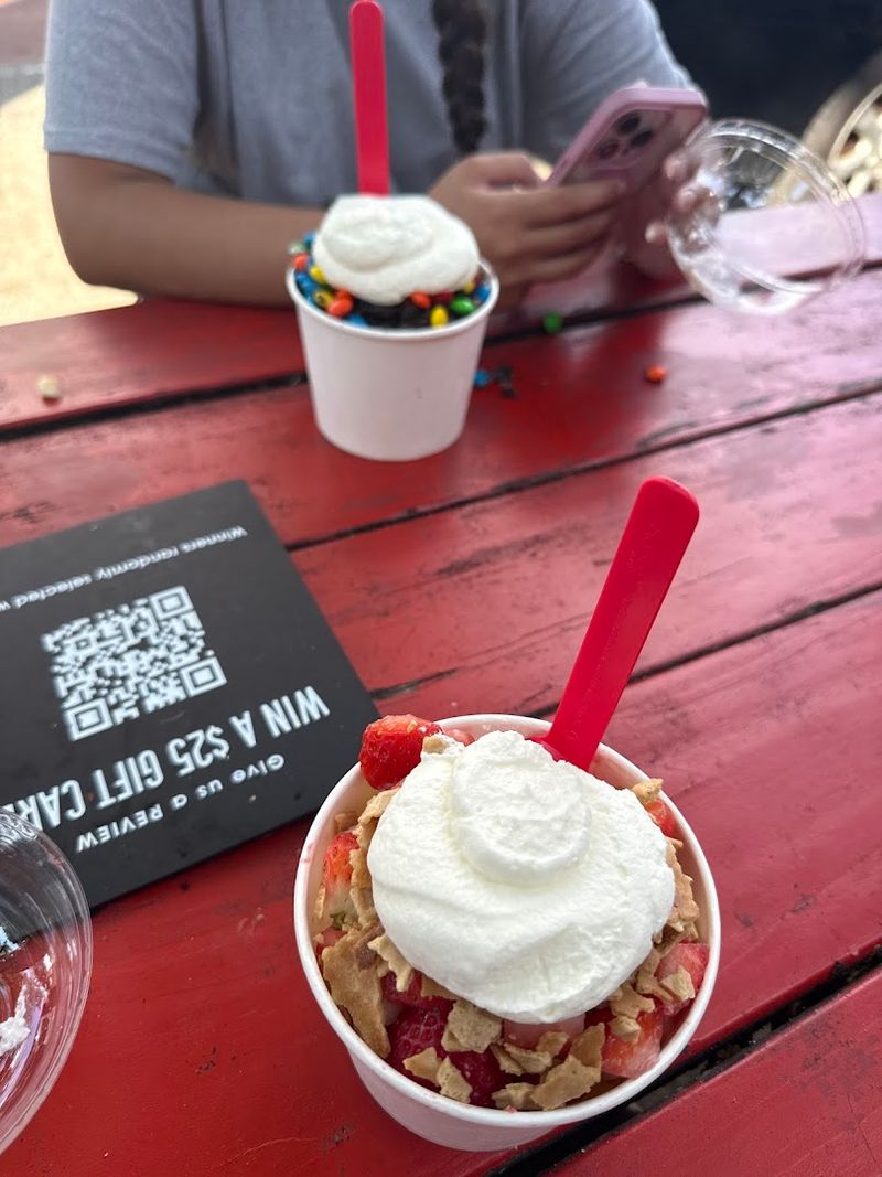 The Scoop N Scootery &mdash; Arlington