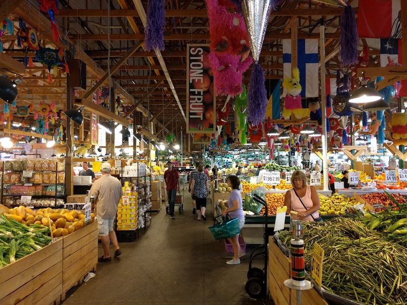 Horrocks Farm Market, Lansing, Ingham County,
