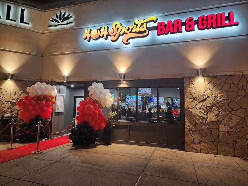 404 Sports Bar & Grill (Morrow)