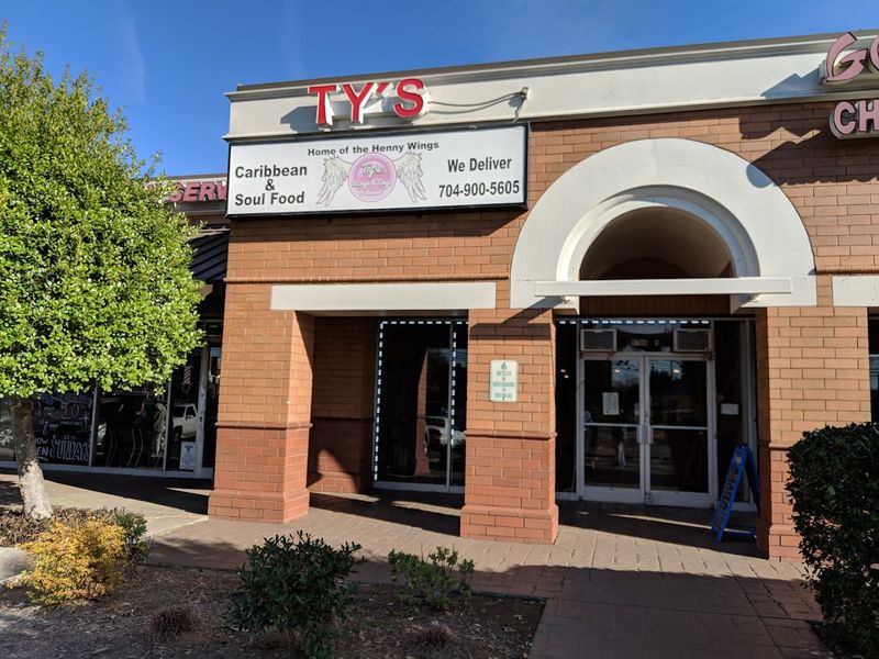 Ty&rsquo;s Wings & Tings - Charlotte