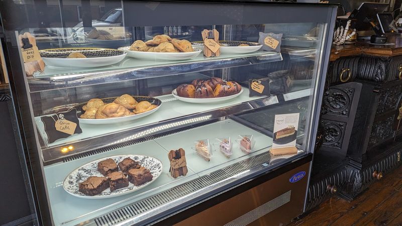 Honey Bee Bakery