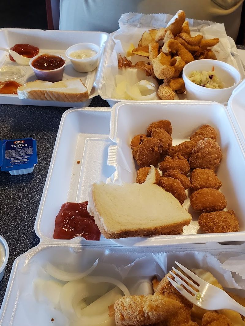 Crazy Joe's Fish House - Ava