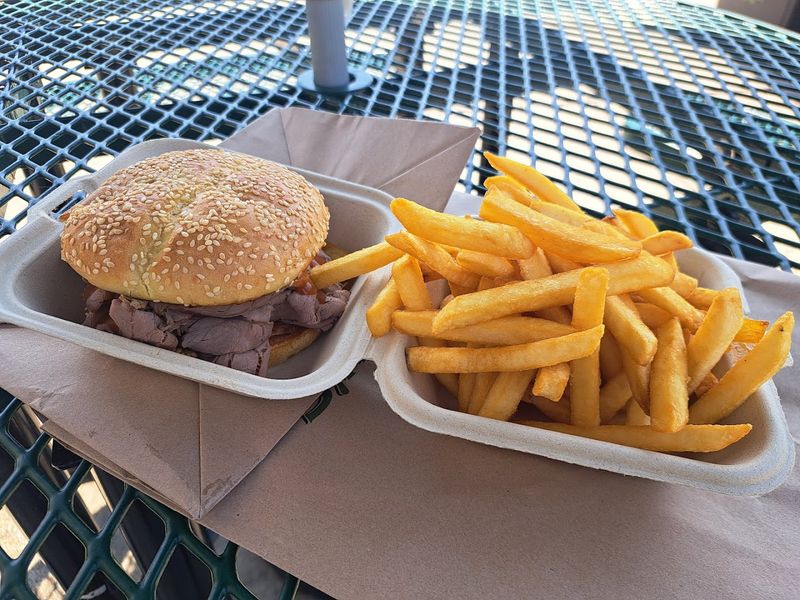 Kelly&rsquo;s Roast Beef 