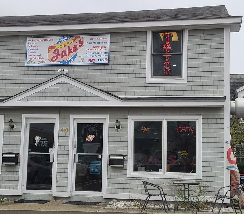 Jake&rsquo;s Diggity Dogs - Milford