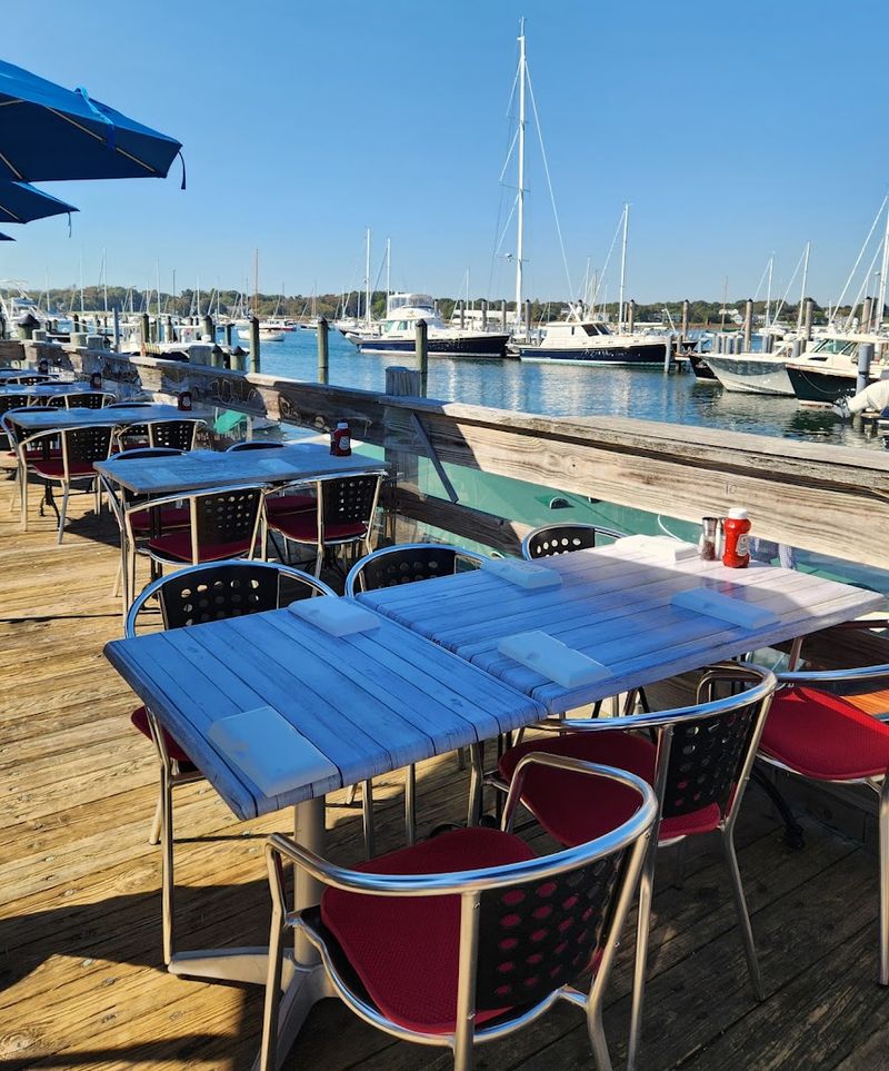 The Harbor Views That Elevate Every Meal