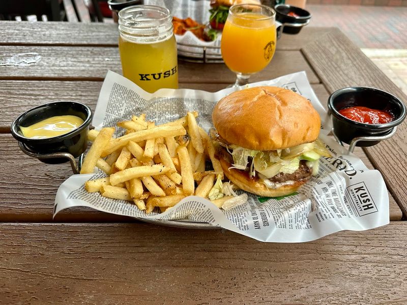 LoKal Burger & Beer