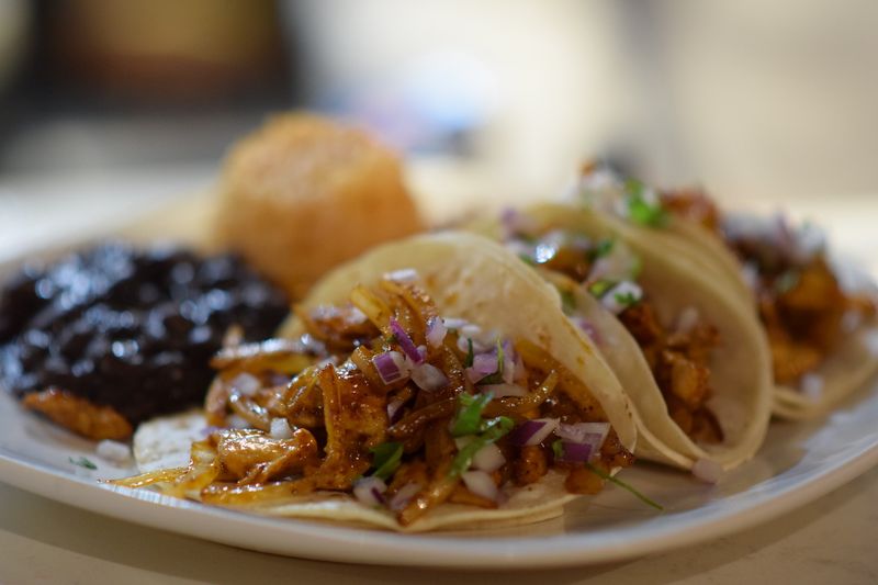 Milagro's, Stonington, New London County