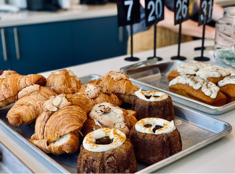 Mom 'n 'Em Coffee & Wine, Cincinnati, Hamilton County