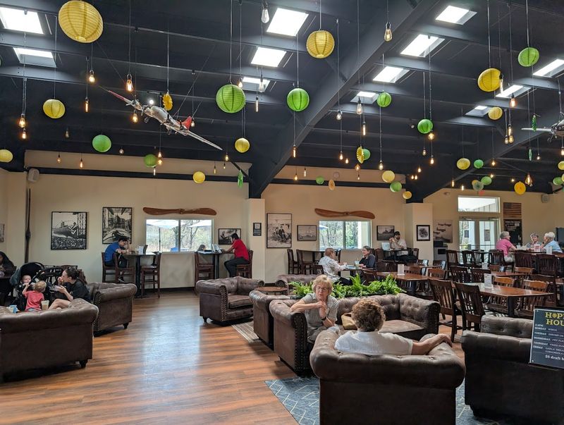 Birdhouse Coffee (South Windsor)