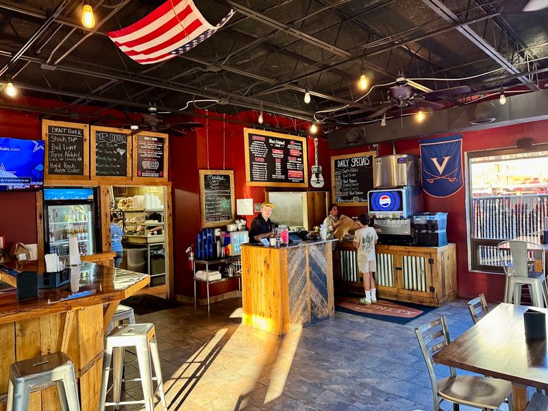 Moe's Original BBQ – Charlottesville