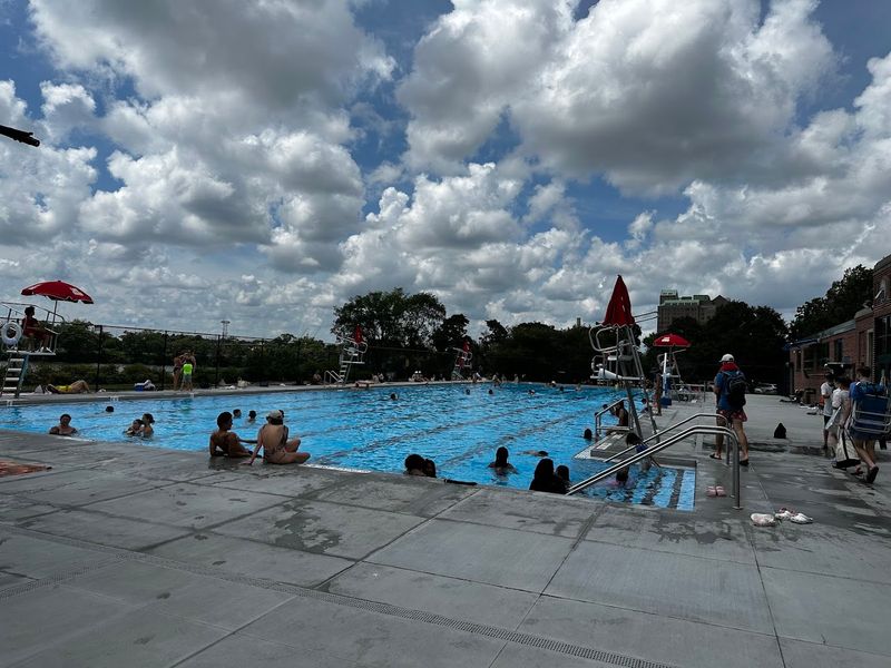 Veterans Memorial Pool, Cambridge