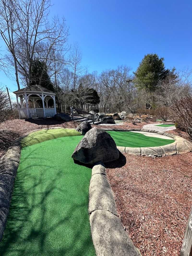 Great Brook Sports (Groton)