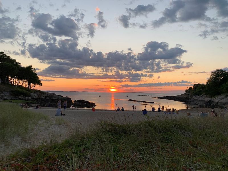 Plum Cove - Gloucester, Essex County