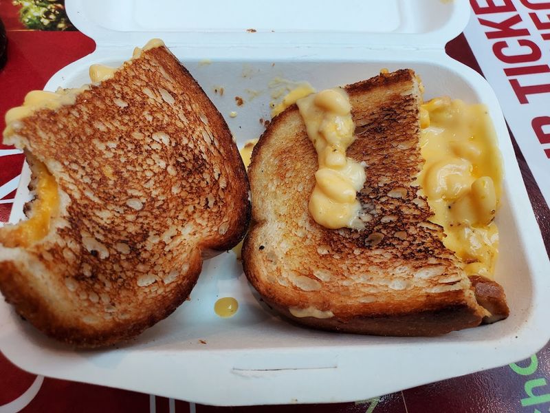 The Grilled Cheese Incident, Royal Oak, Oakland County