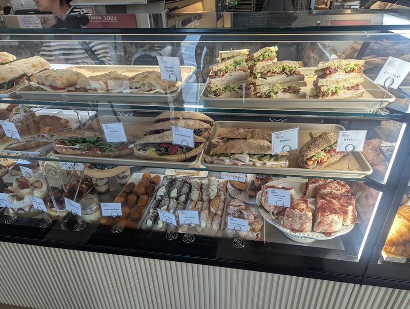 Wave Hill Breads - Norwalk
